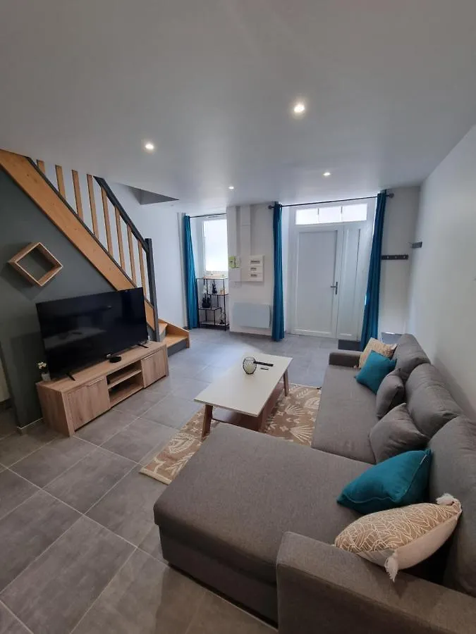 アパート Superbe Logement T3 En Duplex. サン・ゴーダンス