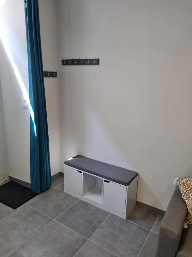 アパート Superbe Logement T3 En Duplex. サン・ゴーダンス フランス